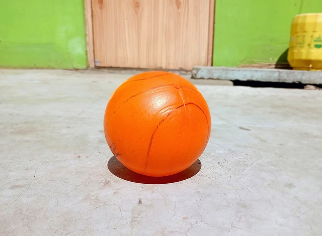 都需要坚守 都需要坚守